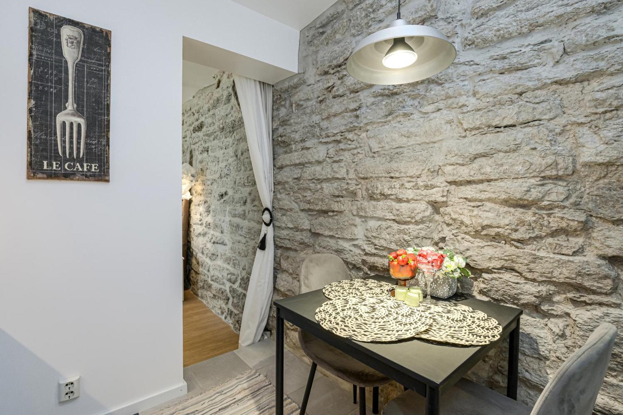 Tallinn Old Town Romantic Apartment Buitenkant foto